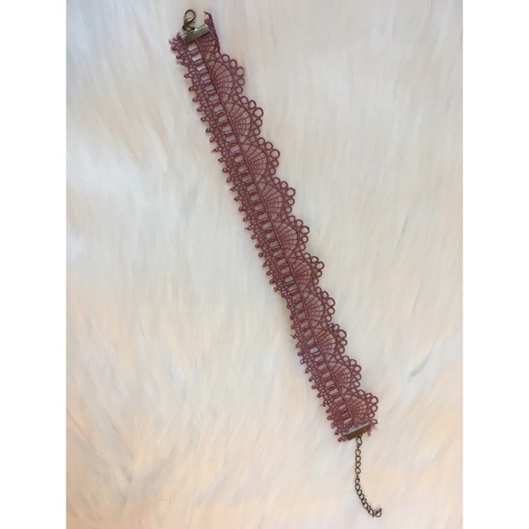 ❌❌❌SOLD❌❌❌Lace Choker - Picture 3 of 4